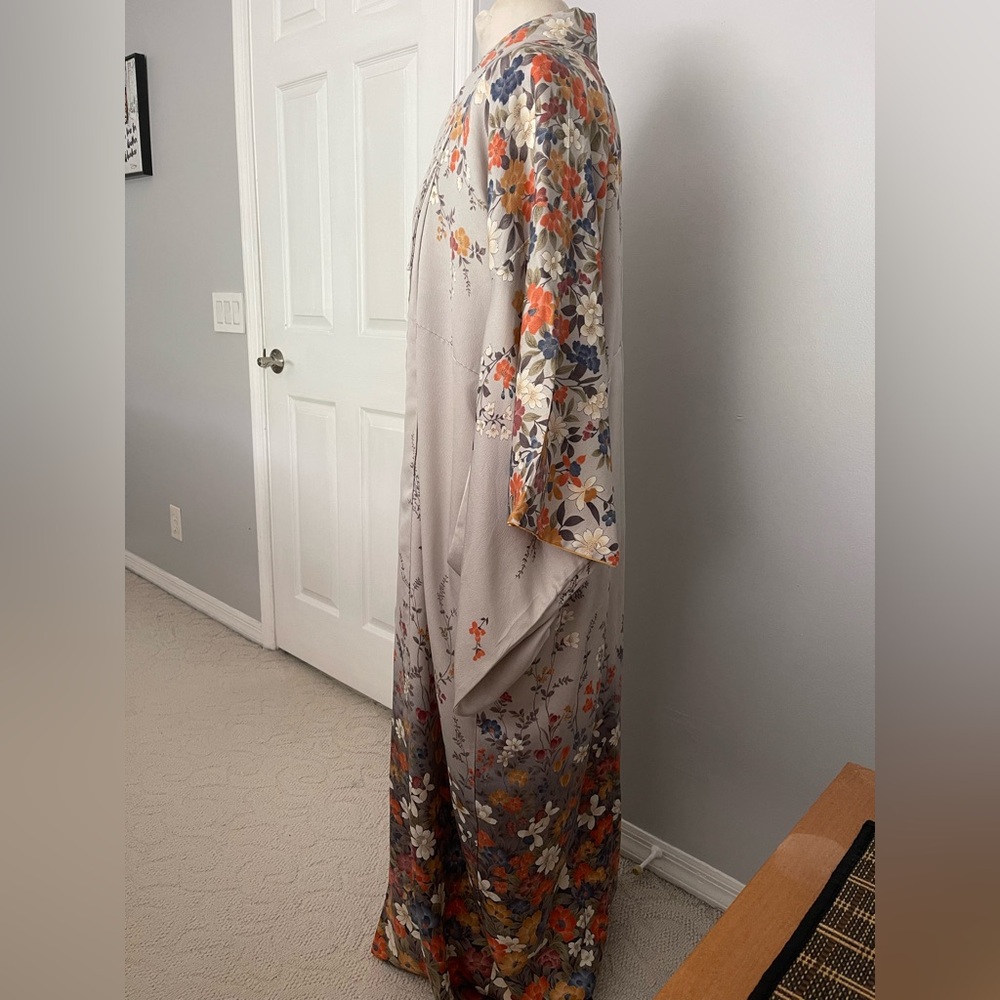 Japanese Open Abaya Pale Gray/Floral Kimono Robe size L/XL - Picture 5 of 12